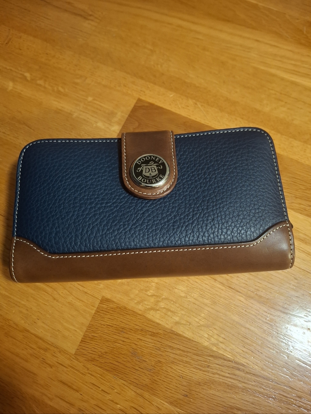 Vintage All-Weather Leather Dooney & Bourke Wallet/ Organizer NWT